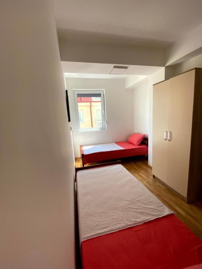 Skopje Brand New Apartment Exteriör bild