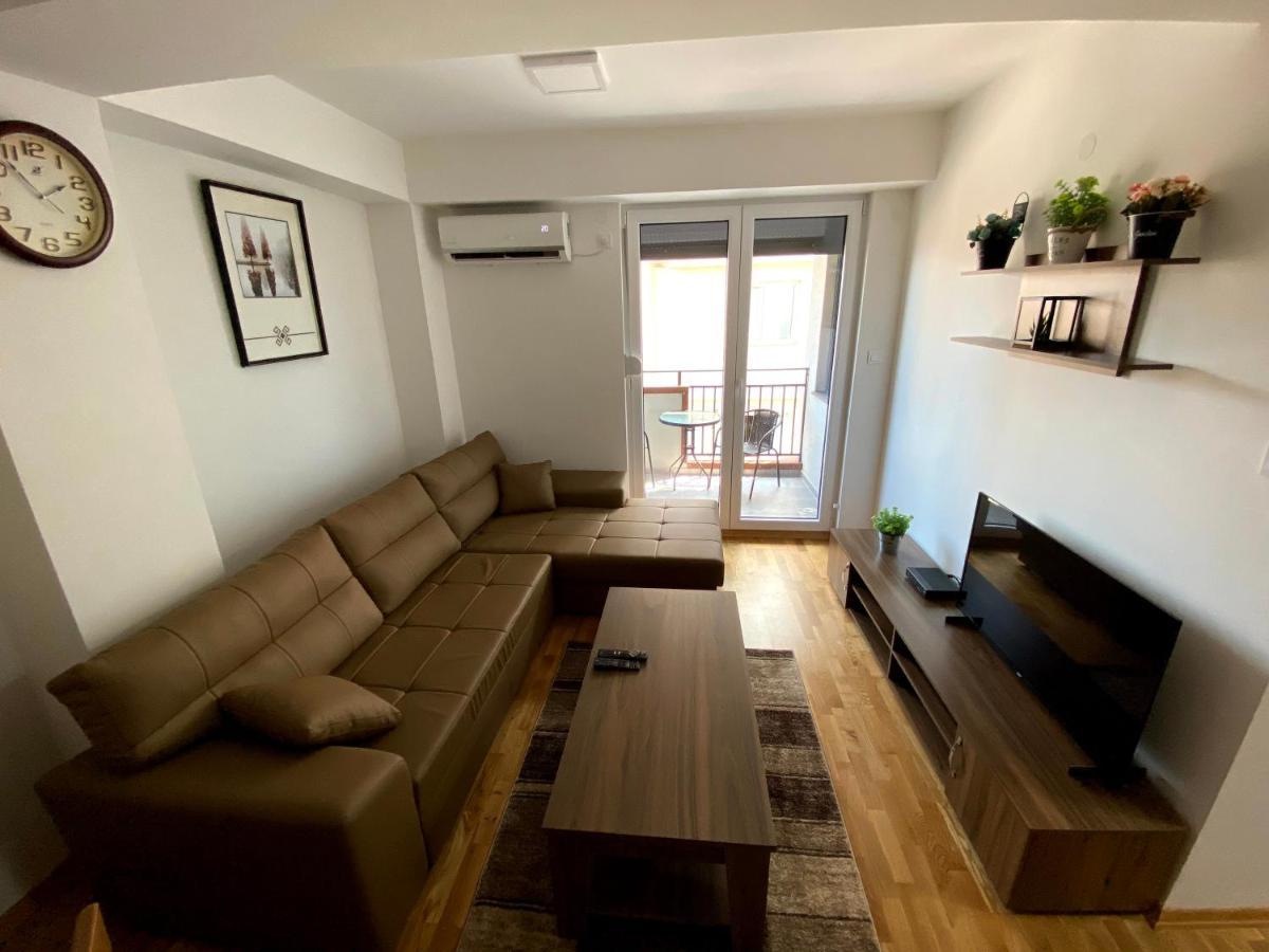 Skopje Brand New Apartment Exteriör bild